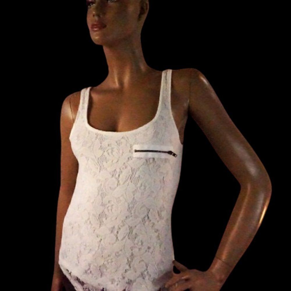 BSK Women M28 White Sleeveless Tee Shirt Top Lightweight Academia